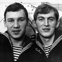 Курсанты Дубров А. и Пережило О.