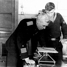 1950 г. Преподаватель кафедры гидрографии ВВМУ им. М.В. Фрунзе.