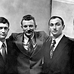 1978. Май. Ленинград, на свадьбе у Андрея Панкова. Слева: Панков, Соколов, Поспелов, Акимов.