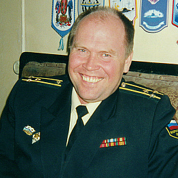 2003. Начальник 1 факультета - капитан 1 ранга Акимов Сергей Александрович