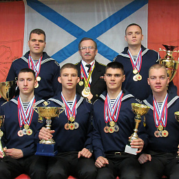 Чемпионы.