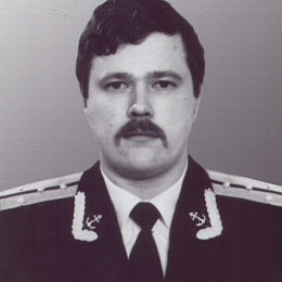 Оленин Михаил Ростиславович - правнук Оленина Михаила Ивановича.