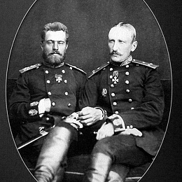 Первые Георгиевские кавалеры войны 1877-1878 гг. лейтенанты Александр Павлович Шестаков и Федор Васильевич Дубасов. 1877 г.