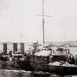 26 марта 1907 г. миноносец «Задорный» был переименован в «Лейтенант Пущин», в честь Леонида Петровича Пущина.