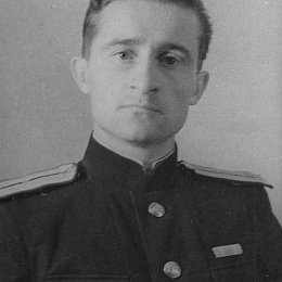 Борис Лях после награждения орденом Нахимова II степени. Северный флот. 1944 г., апрель.